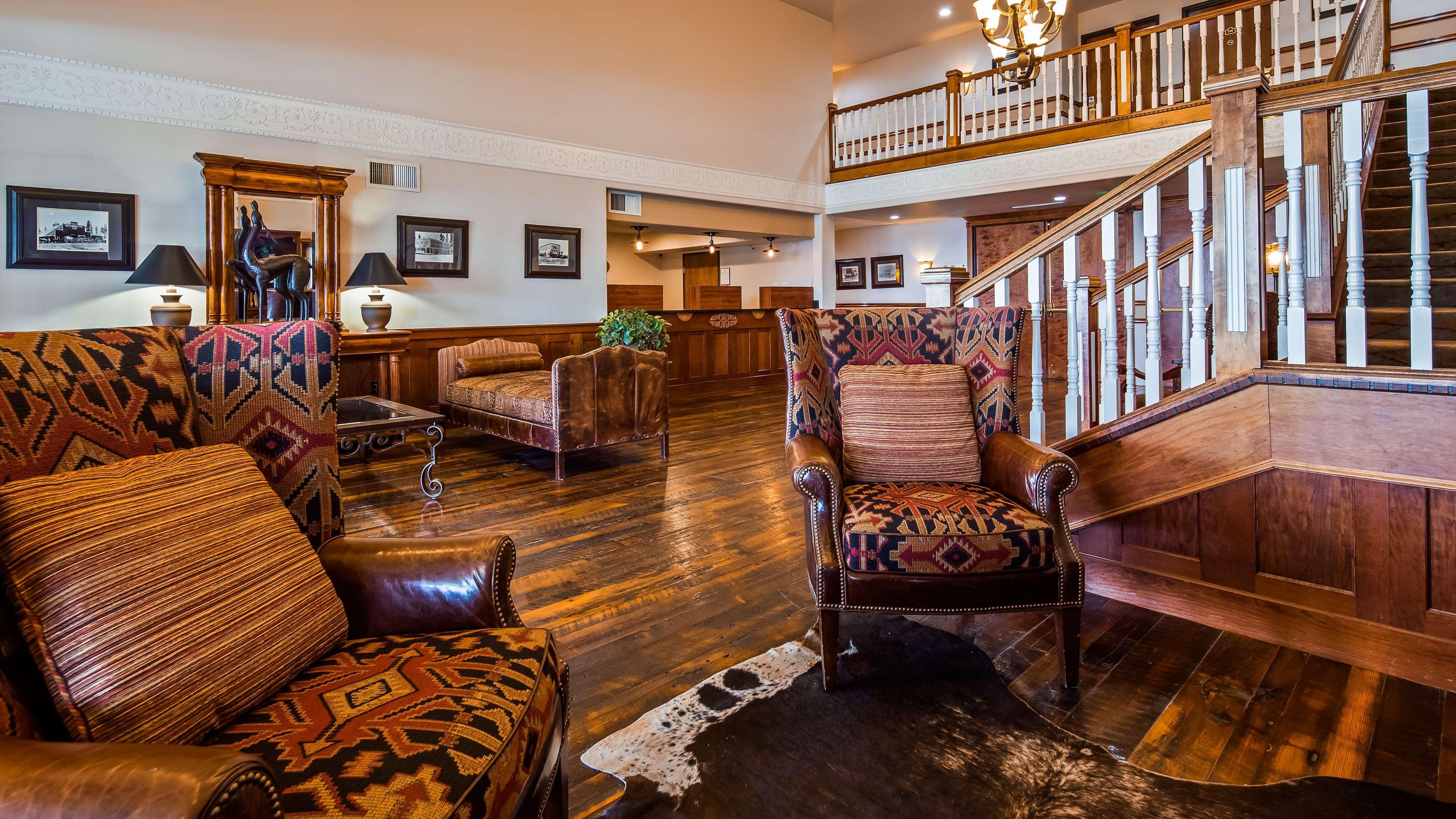Best Western Newberry Station La Pine Ngoại thất bức ảnh