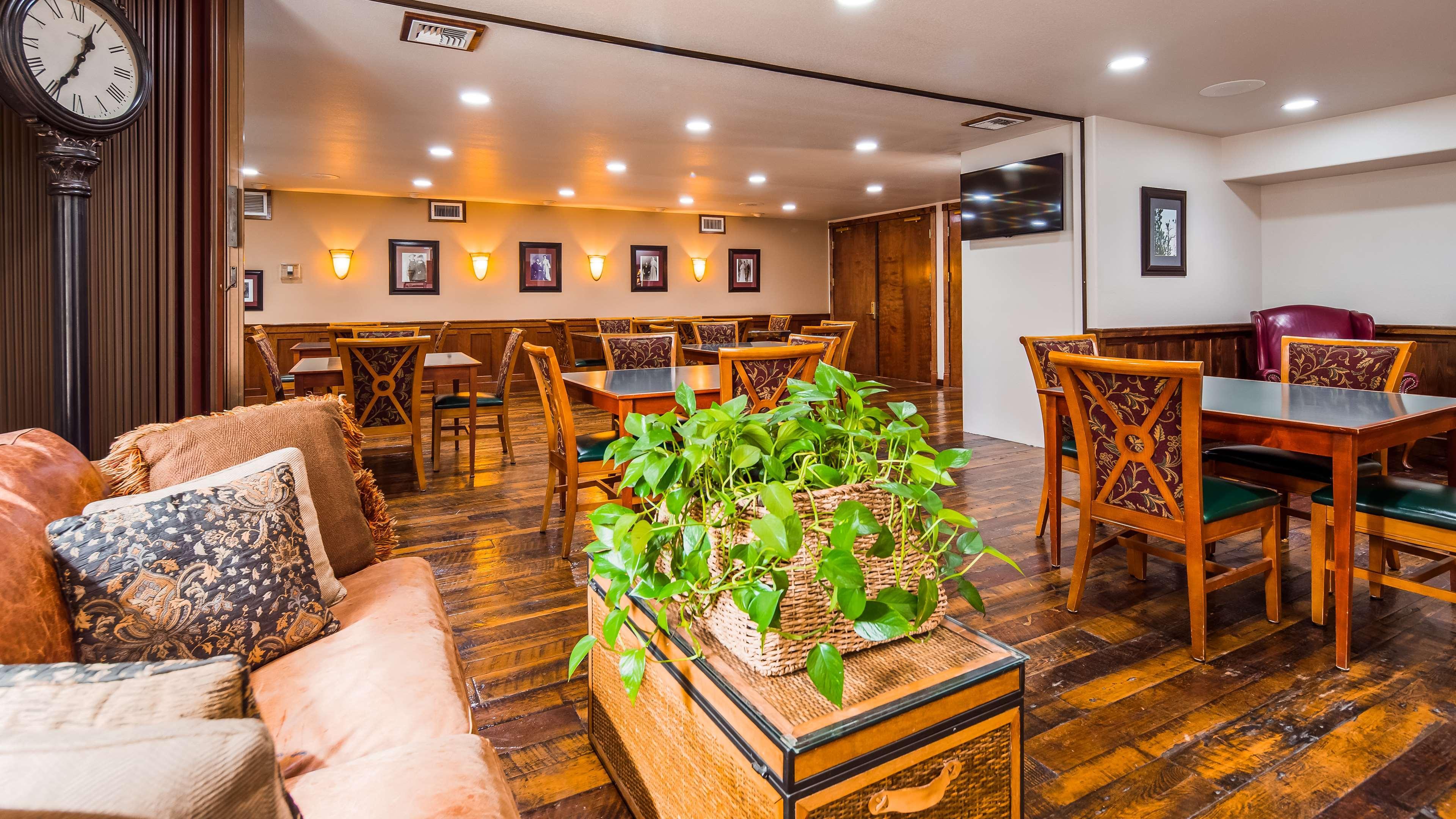 Best Western Newberry Station La Pine Ngoại thất bức ảnh